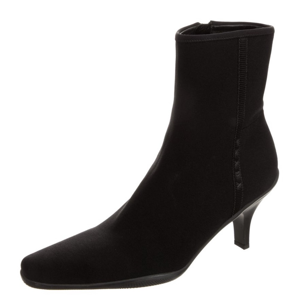 Prada Black Heeled Boots with Sleek Design - Picture 2 of 4